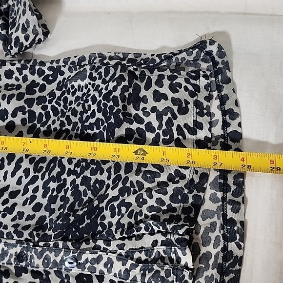 CHIC animal print blouse size M - Picture 5 of 7